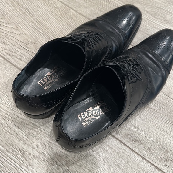 Gently used Salvatore Ferragamo Oxford - Picture 4 of 7